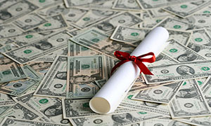 ؔ(c��i)��(j��ng)���ڷ��g��Q����